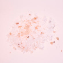 Load image into Gallery viewer, calming lavender soaking bath salt
